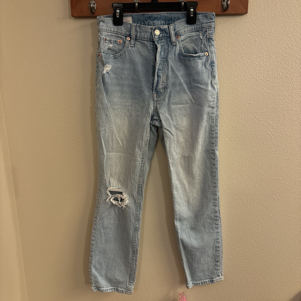 Gap cheeky straight high rise light wash denim.